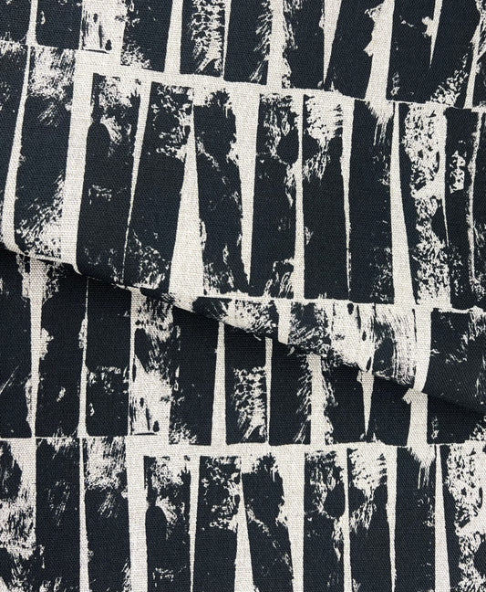 Otis - Black Charcoal