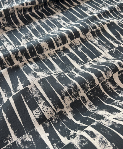 Otis - Black Charcoal